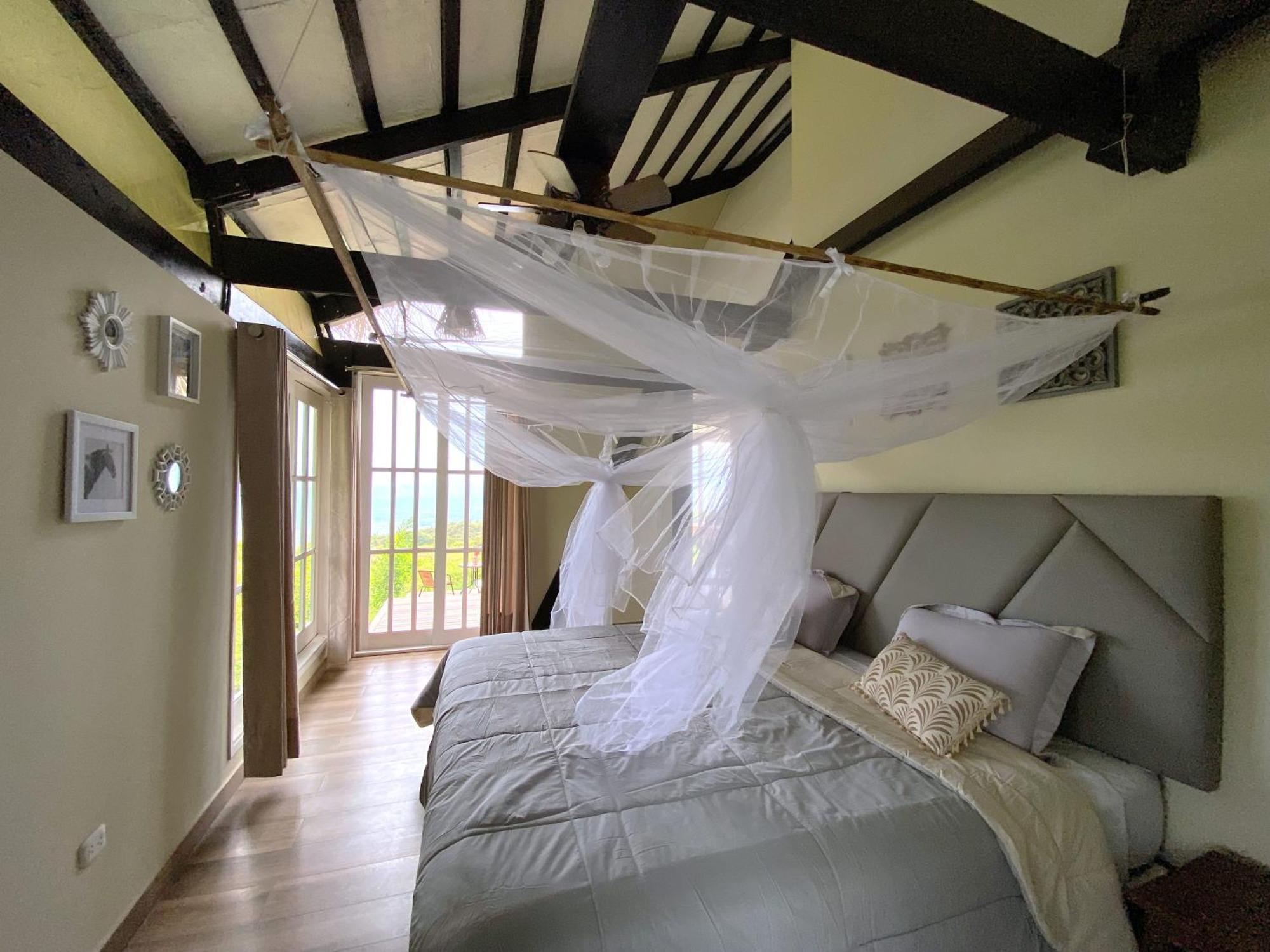 Exclusiva casa de selva en Yanashpa Village - Tarapoto Habitación foto